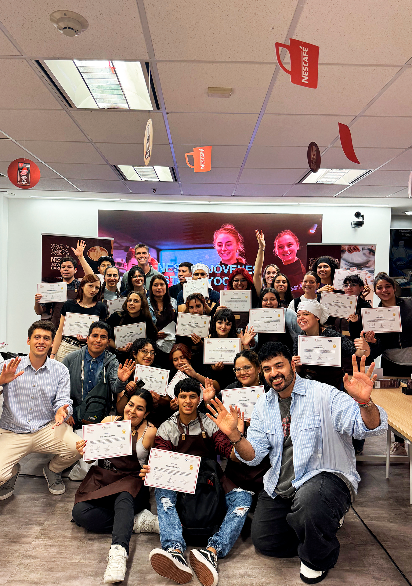 NESTLÉ potencia el futuro de jóvenes talentos con una nueva edición simultánea de sus programas YOCUTA y NESTLÉ Jóvenes Baristas - Imagen 1