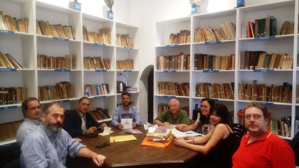 Preparando el homenaje a Alberto S.J. De Paula en el décimo aniversario de su fallecimiento: reunión en el Museo Americanista de Lomas de Zamora